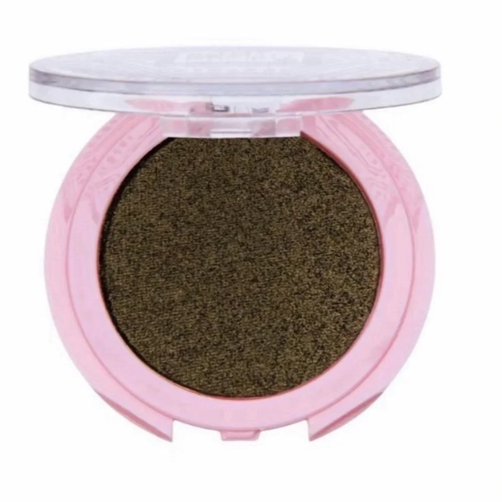 The Beauty Crop Eyeshadow in ‘Halcyon’